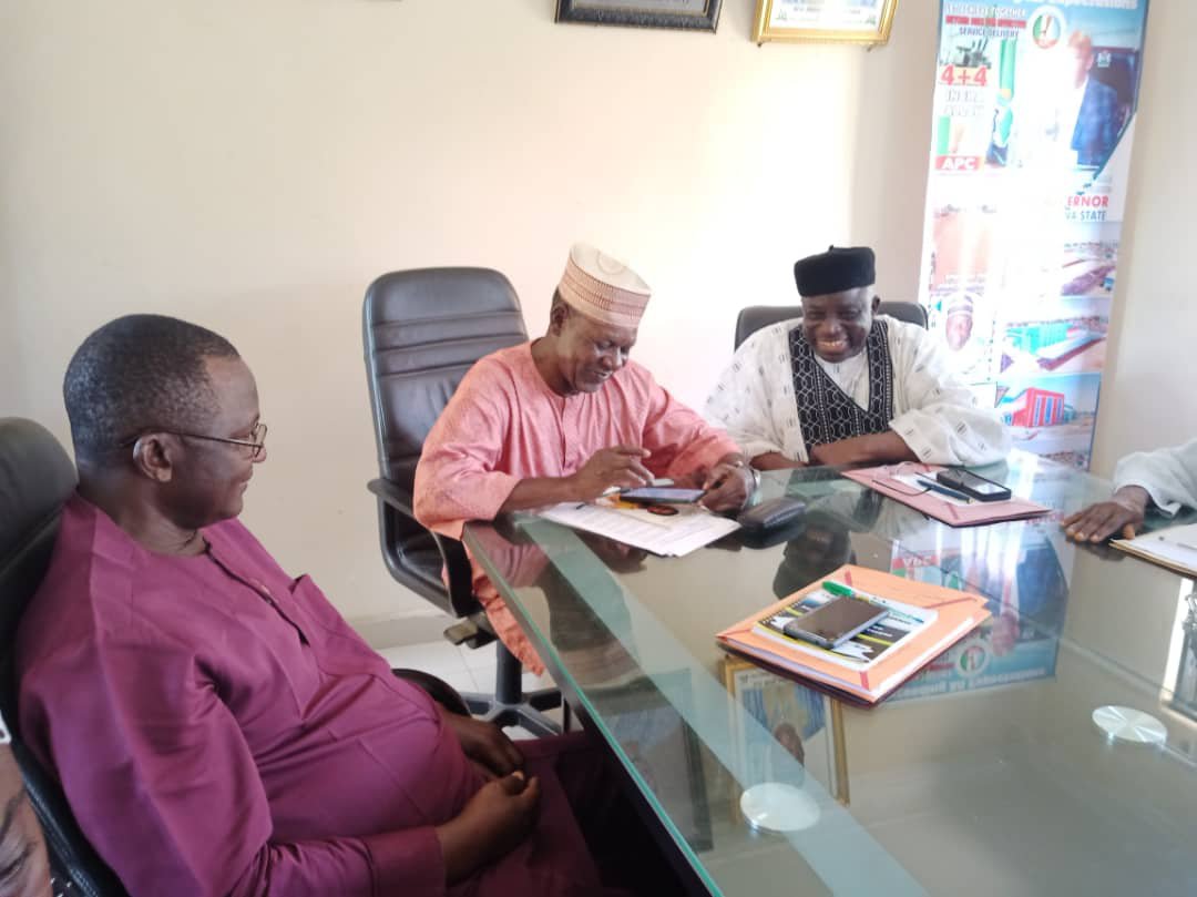 img-20221111-wa00402076190548506694990